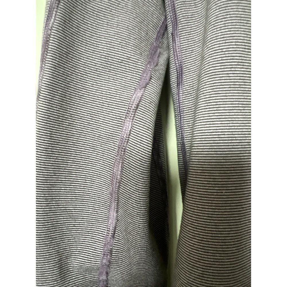 LULULEMON IN STRIDE FULL ZIP WOMEN’S PURPLE JACKET - SIZE 6 - Picture 7 of 8